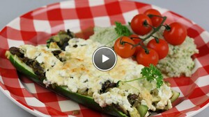 Courgette gevuld met huttenkase & Bulgur