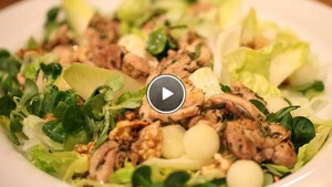 Maaltijdsalade gegrilde kip met Provençaalse kruiden