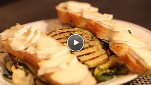 Gegrilde groente met geitenkaas