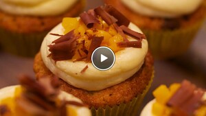 Chocolate chip mango cupcake