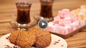 Sesamdadelkoekjes & Syrische koffie met rozen