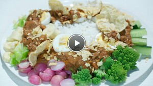 Danny’s kinder gado gado