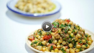 Lauwwarme kikkererwtensalade en Balila