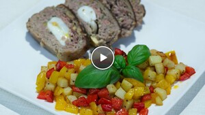 Polpettone alla sarda (gevuld gehakt) & patate e peperoni fritti (gebakken aardappels met paprika)