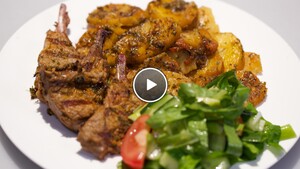 Aardappeltajine en lamskoteletjes met chermoula
