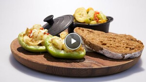 Jamaicaanse curry & gevulde chayotes uit Jamaica