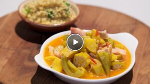 Stoofpot van okra uit Jamaica