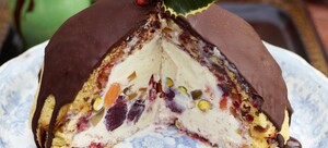 Winter pudding bombe