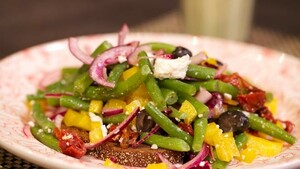 Groene bonensalade met toast
