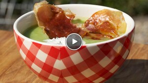 Doperwtensoep met munt-crème fraîche