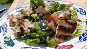 Gegrilde kip met grapefruitsalade