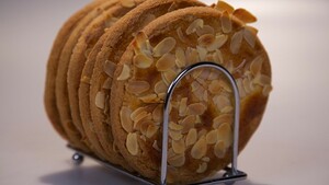 Krokante amandelroomboterkoeken