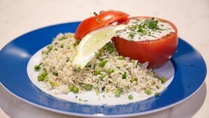 Tomaten gevuld met tonijnmayonaise