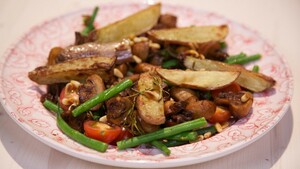Balsamico-champignons met rosevalfriet