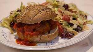 Spicy meatball sandwich