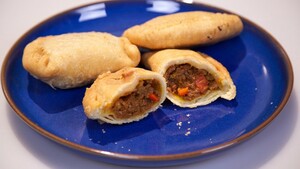 Pastechi uit Curaçao gebakken in olie