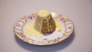 Gestoomde kaneelpuddinkjes met vanillesaus