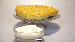 Appeldessert met amandelvulling en calvadosroom