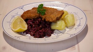 Weense rode kool met Wienerschnitzel