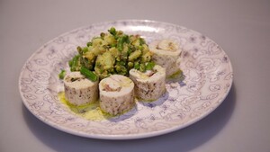 Kiprolletje met gekneusde aardappelstamp
