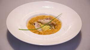 Crema di zucchine con cosce di pollo(creme van courgette met tomaat en kippendijen)