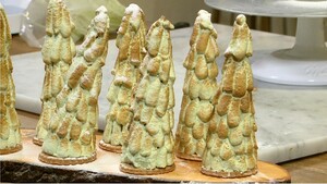 Dennenboompjes met witte chocolademousse