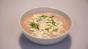 Yoghurt met muesli en banaan