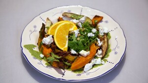 Geroosterde pompoen en zoete aardappel met feta