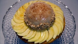 Appelboltaart met kaneelmousse