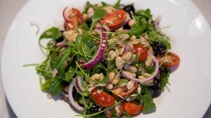 Witte bonensalade met tonijn
