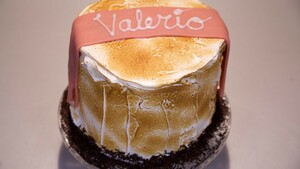Valerio’s sweet surprise (hazelnootpastataart met schuim)