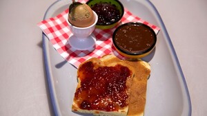Cake-eitjes met American pancakes