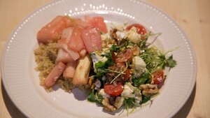 Rabarber uit de oven met quinoa