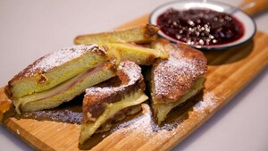 Monte Cristo sandwich