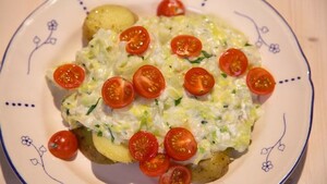 Spitskool in geitenkaas-bechamelsaus