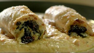 Gevulde kipfilet met paprika-aardappelpuree