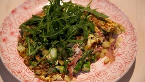 Asperge-omelet met parmaham