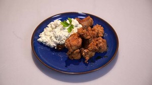 Chicken nanban met tartaarsaus (gefrituurde kip)