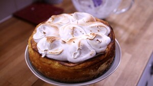 Lemon cloud cheesecake