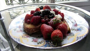 Pain perdu (wentelteefjes met rood fruit)
