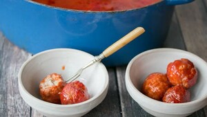 Kalkoenballetjes in tomatensaus
