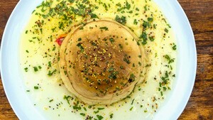 Gevulde portobello’s met risotto, cantharellen en dragon