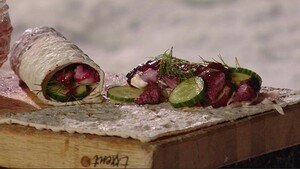 Scandinavische babi pangang op Fins brood