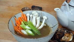 Gevulde shiitakebouillon