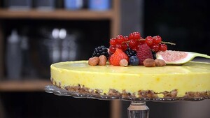 Saffraanyoghurttaart