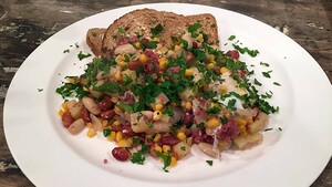 Hash & beans (Bonenschotel)