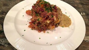 American ness (Aardappel-uienstamppot met corned beef)