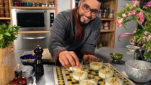Ferni (Afghaanse pudding met geroosterde noten)
