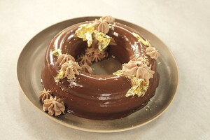 Brownie met specerijen en macadamianoten