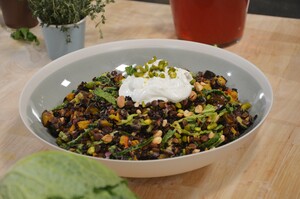 Zwarte rijst, cavolo nero en aubergine pilav